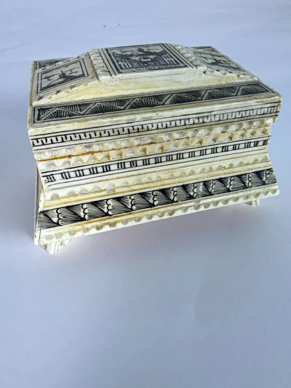 Vintage Faux Ivory Trinket Box Santo Domingo Keepsake Box Resin Jewelry Box Foot